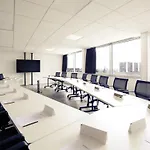 Mercure Centre Gare Hotel 4*