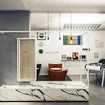 Mercure Centre Gare Hotel 4*