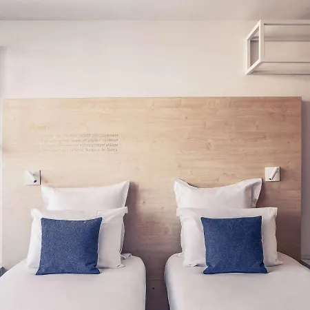 Mercure Centre Gare Hotel 4*