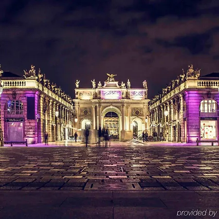 Mercure Centre Gare Hotel 4*