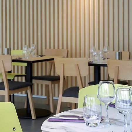 Mercure Centre Gare Отель 4*